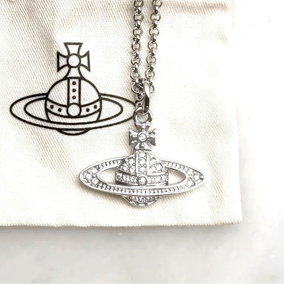 ❎❎SOLD❎❎Vivienne Westwood Silver Mini Bas Orb Necklace NWOT - Picture 6 of 8